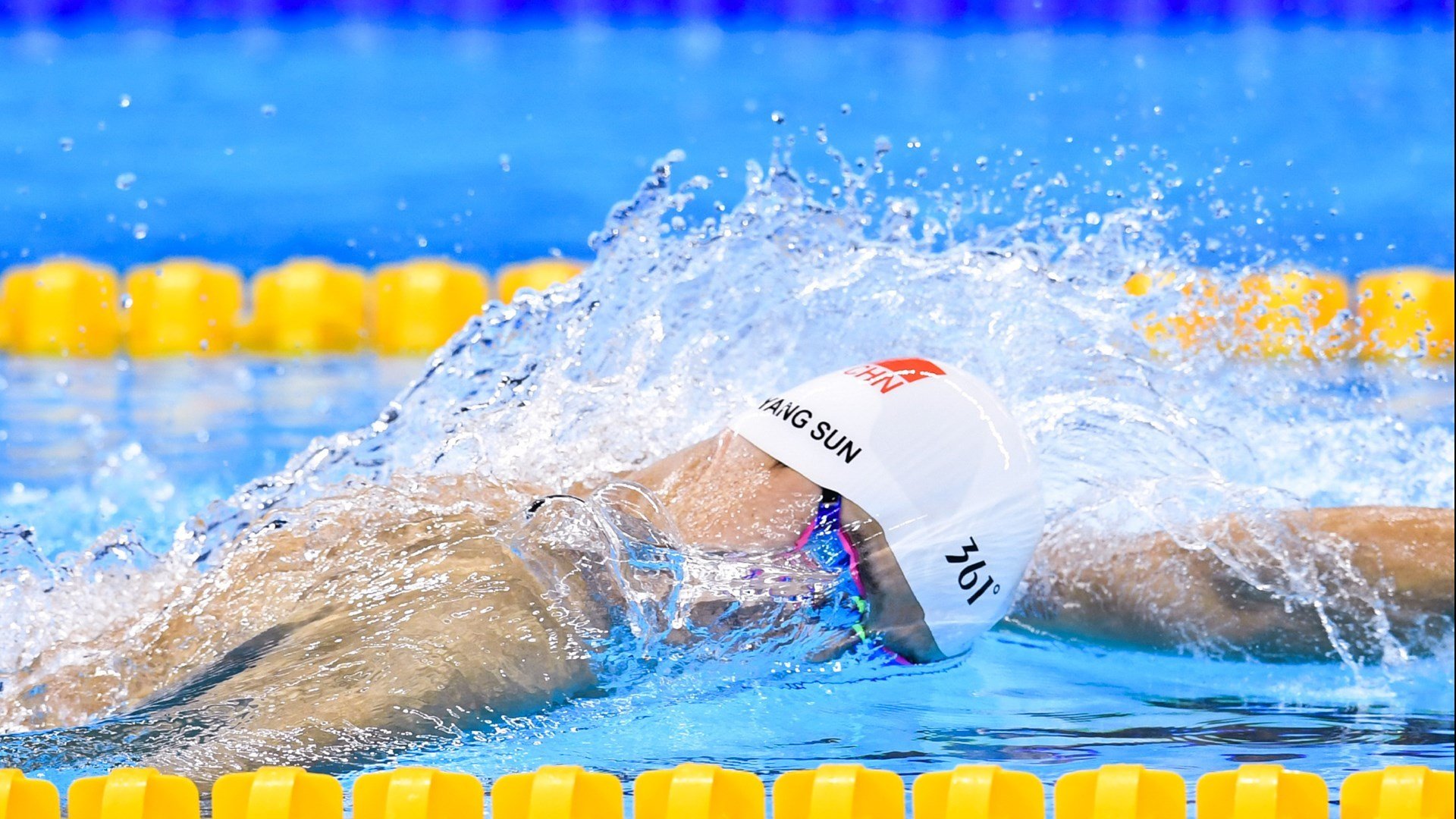 开云中国大陆-国际热身赛中国青年队战胜 球迷鼓励新人崛起，国家队热身赛有出场费吗